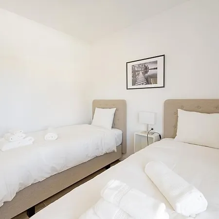 Modern Oasis In Nueva Andalucia Apartment Marbella