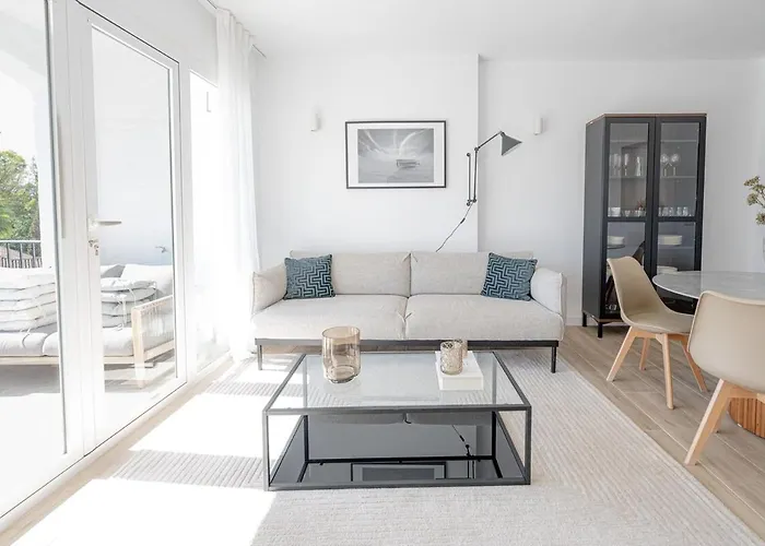 Modern Oasis In Nueva Andalucia Appartamento *